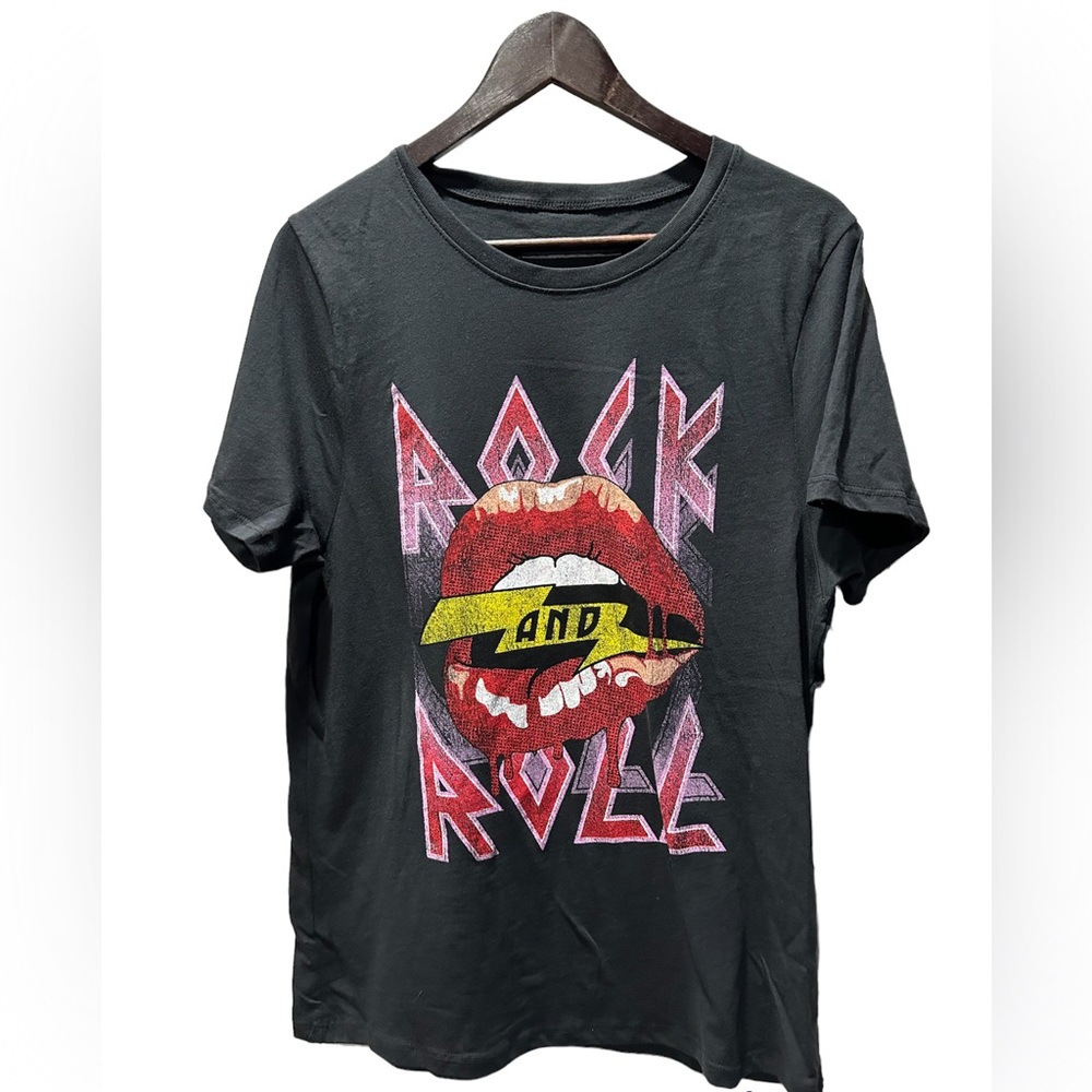Prince Peter Collection Rock and Rock Graphic Tee Shirt Large NEW NWT - Picture 4 of 4